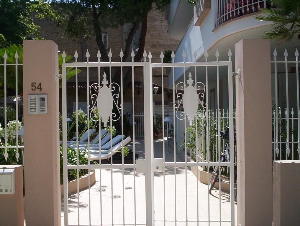 Ferienwohnung Sea House San Benedetto del Tronto Exterior foto